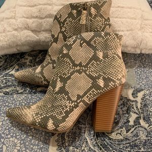 Snakeskin booties NWT